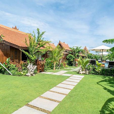 Lima Beach Inn Munggu 外观 照片